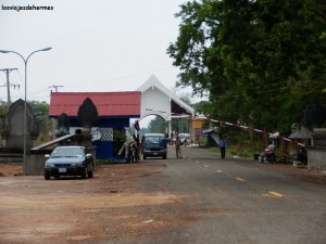 Puesto fronterizo de Dom Kralor