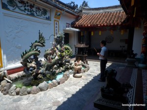 Ofrenda en el templo