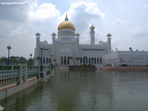 Visión diurna de la mezquita
