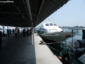 Ferry a Kota Kinabalu (KK)