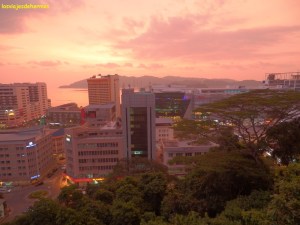 KK desde el mirador de Signal Hill