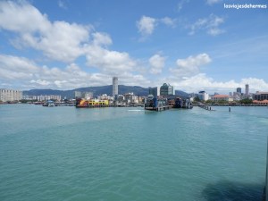 Alejándonos de Penang y llegando a Butterwoth