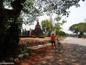 Con la bici por el parque histórico