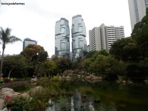 Torres del banco de China desde el parque Hong Kong