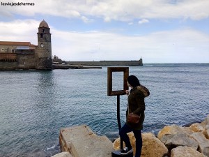 Miriam disfrutando de las vistas en el punto indicado