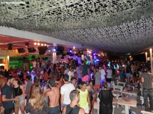 Fiesta en "Tropicana"